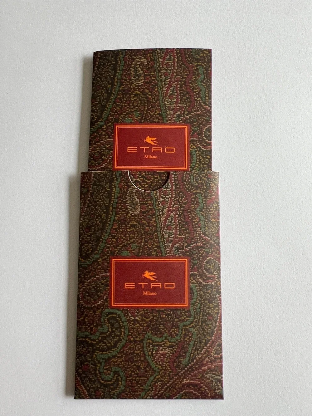 Etro compact card